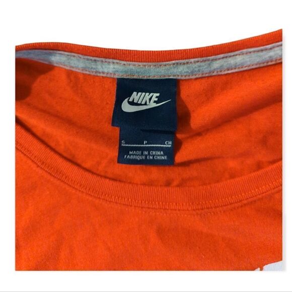 NIKE Logo Shirt - Picture 2 of 2
